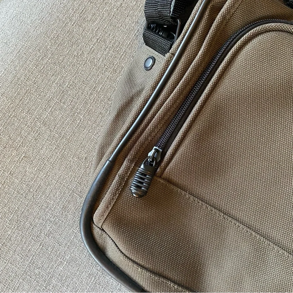 vtg EDDIE BAUER Messanger Bag